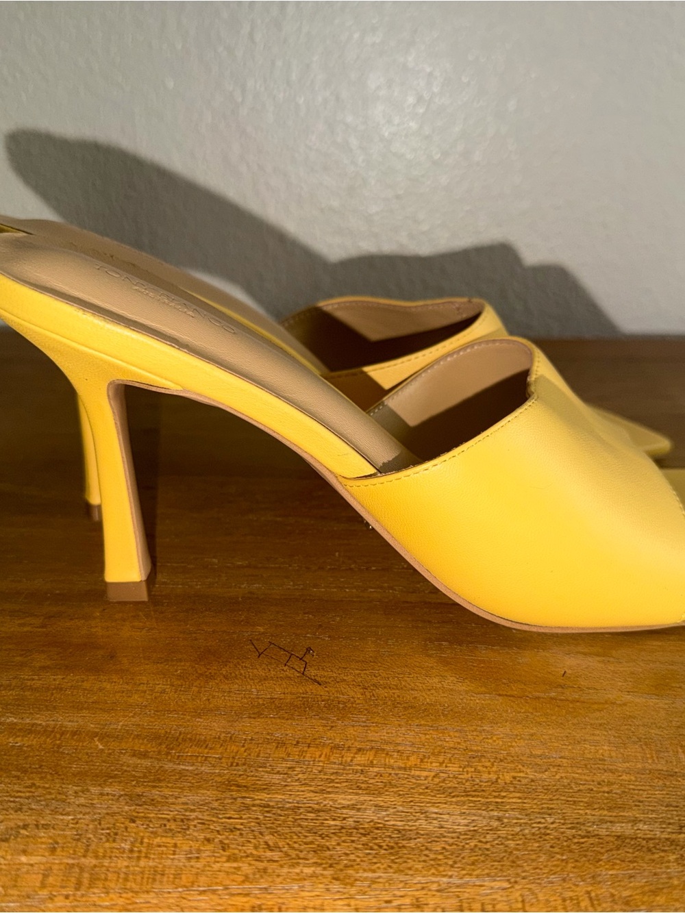 Tony Bianco Yellow Square-Toe Slide Mules - Picture 2 of 6